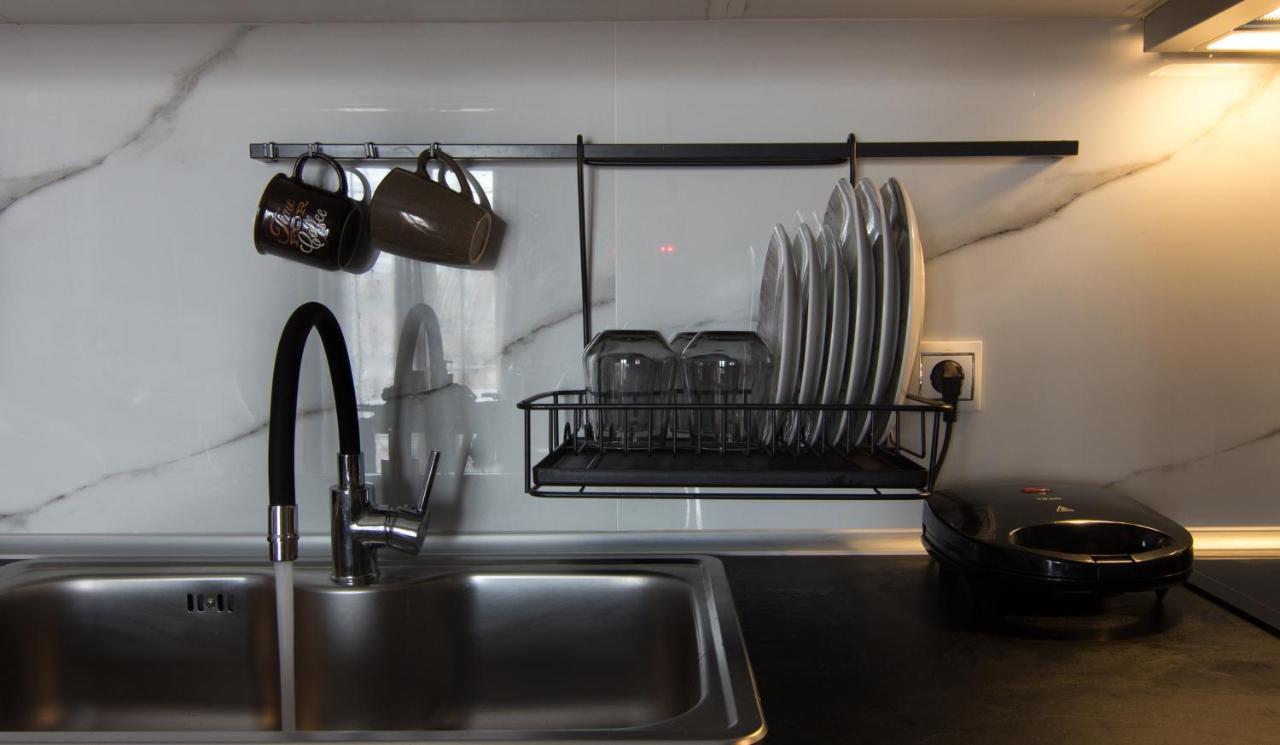 Luxury Suite 10' From The Center Atene Esterno foto