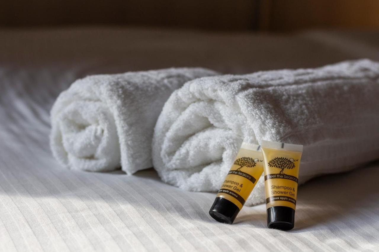 Luxury Suite 10' From The Center Atene Esterno foto